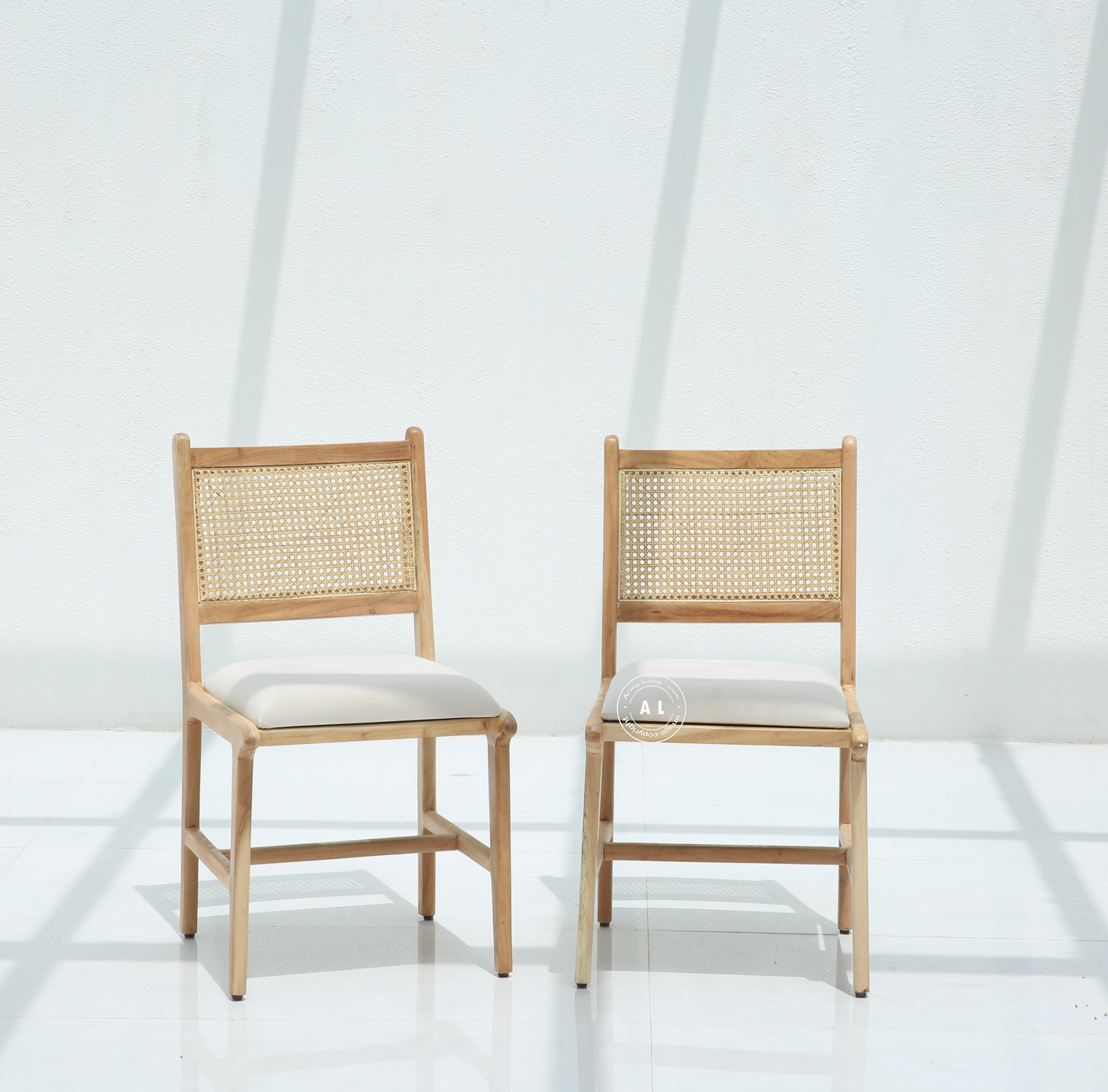 Can Dining Chair – Only One Pcs, Solid Acacia Wood