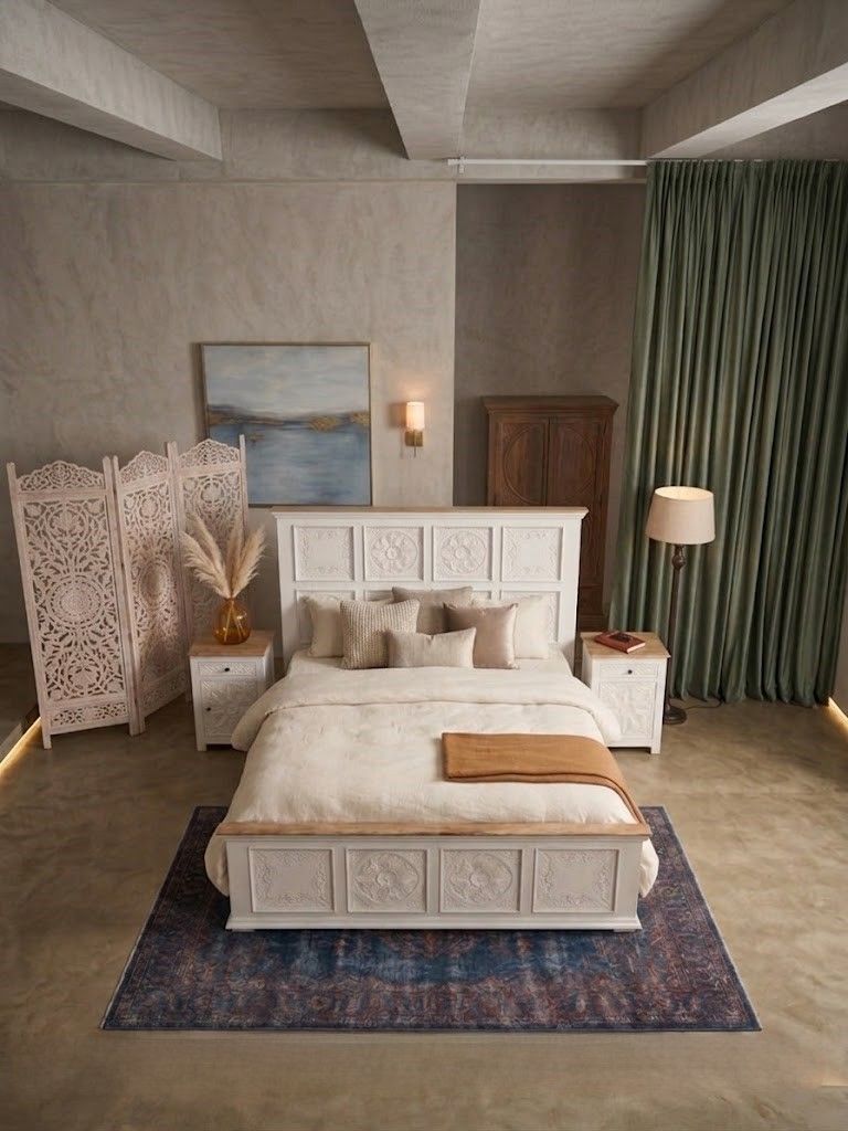 Riott king size carved bed (white finish)