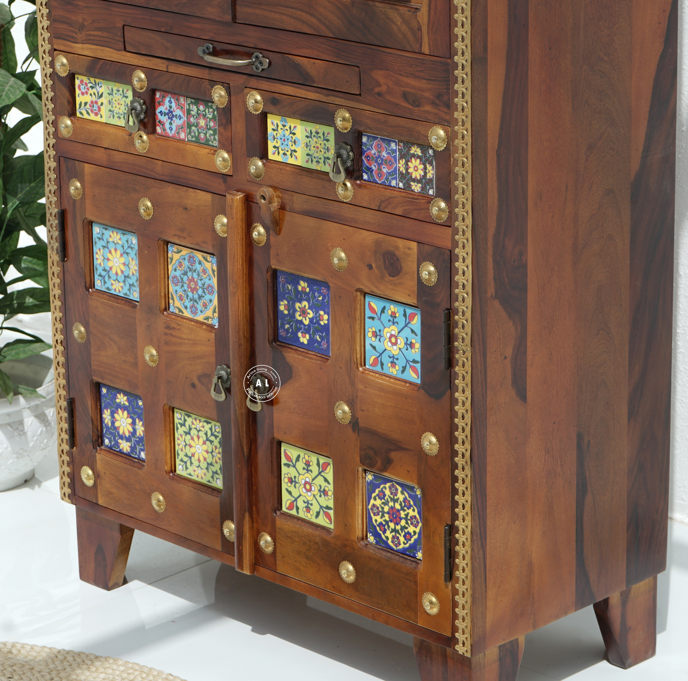 Kerman Sheesham Wood Floor Standing Temple with Door