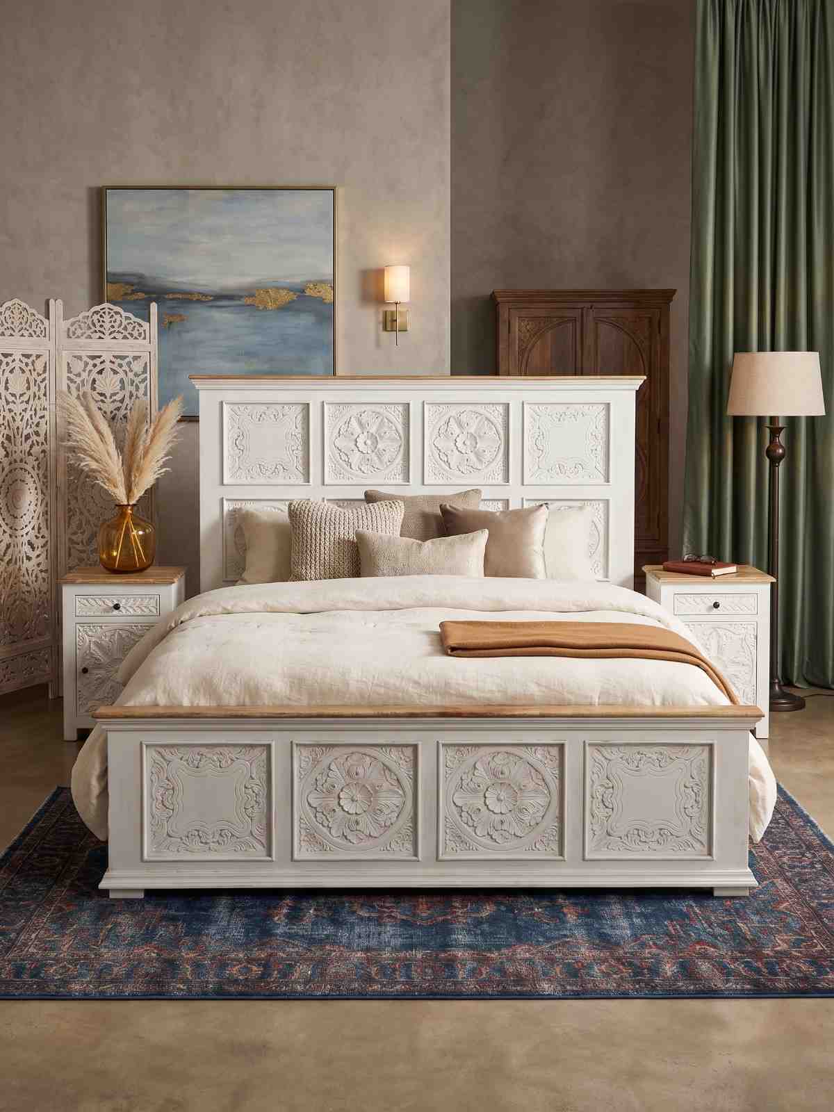 Riott king size carved bed (white finish)