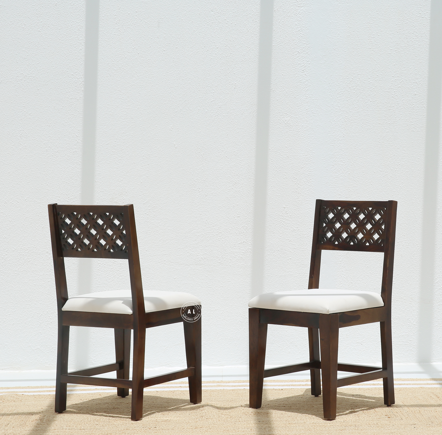 Estera Sheesham Wood Dining Chair with Cushioned Seat – Walnut Finish (1 Piece)
