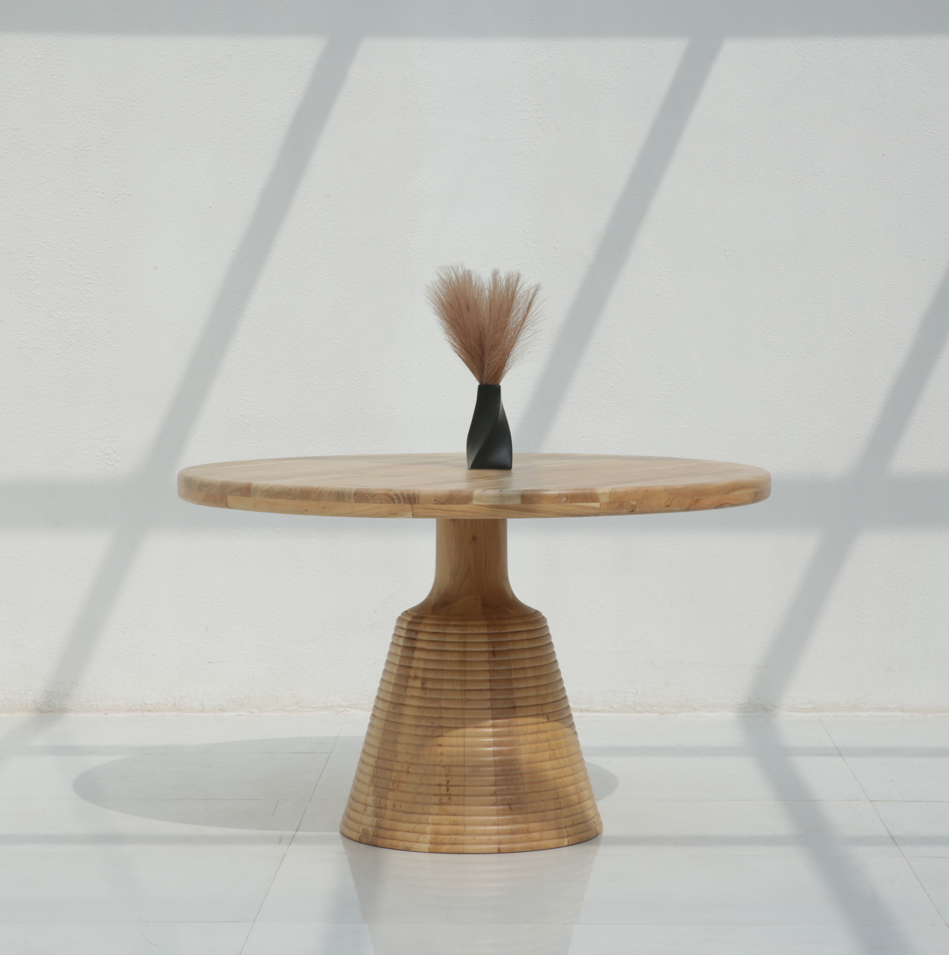 Awalt Acacia Wood Round Dining Table – Natural Finish Arina Living