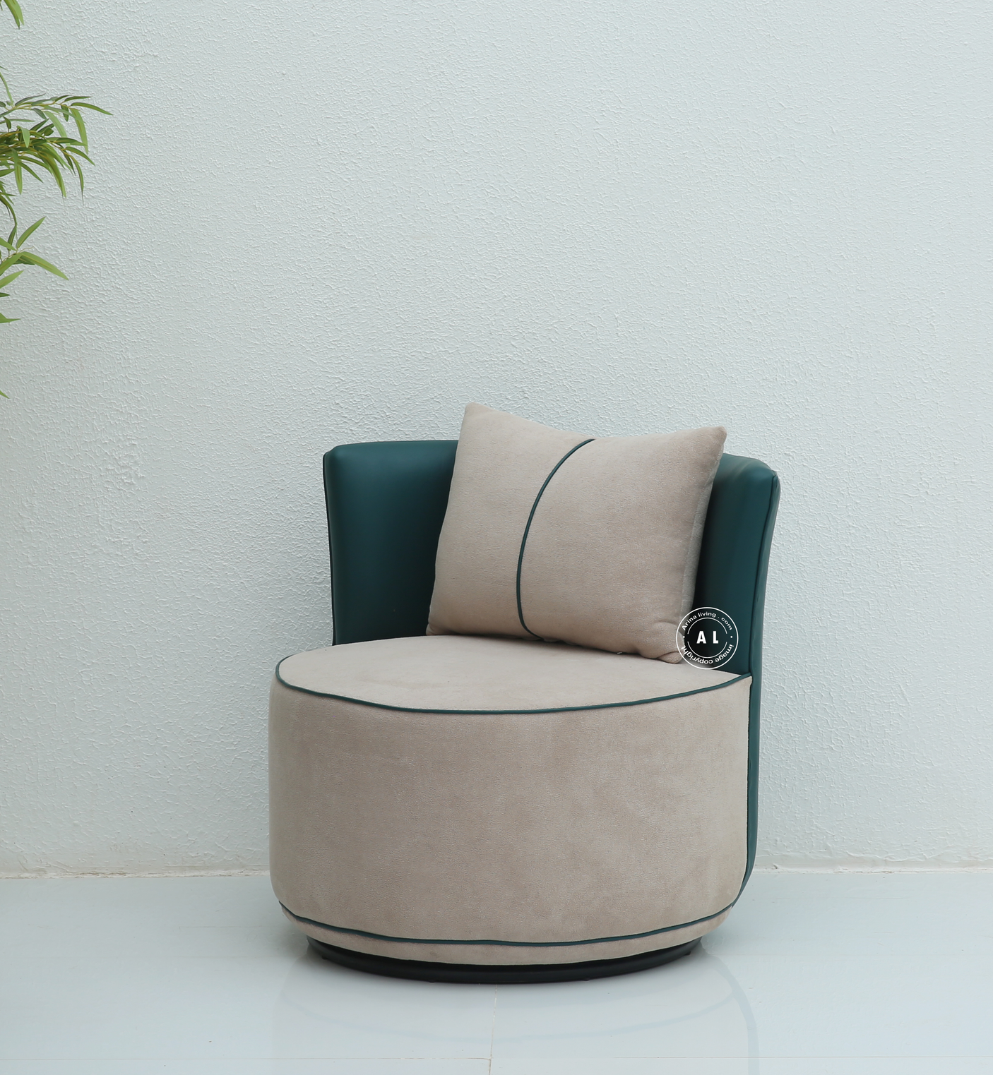 Revolving Arm Chair – 360 Swivel, Boucle Cream Upholstery