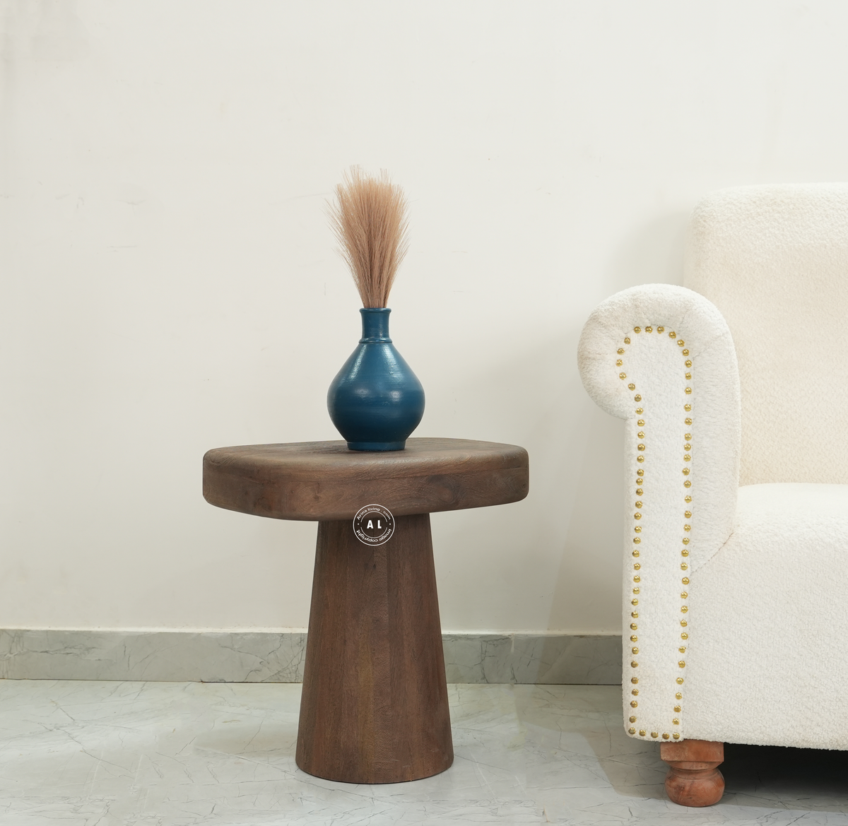 Mango wood side table - Walnut finish Arina Living