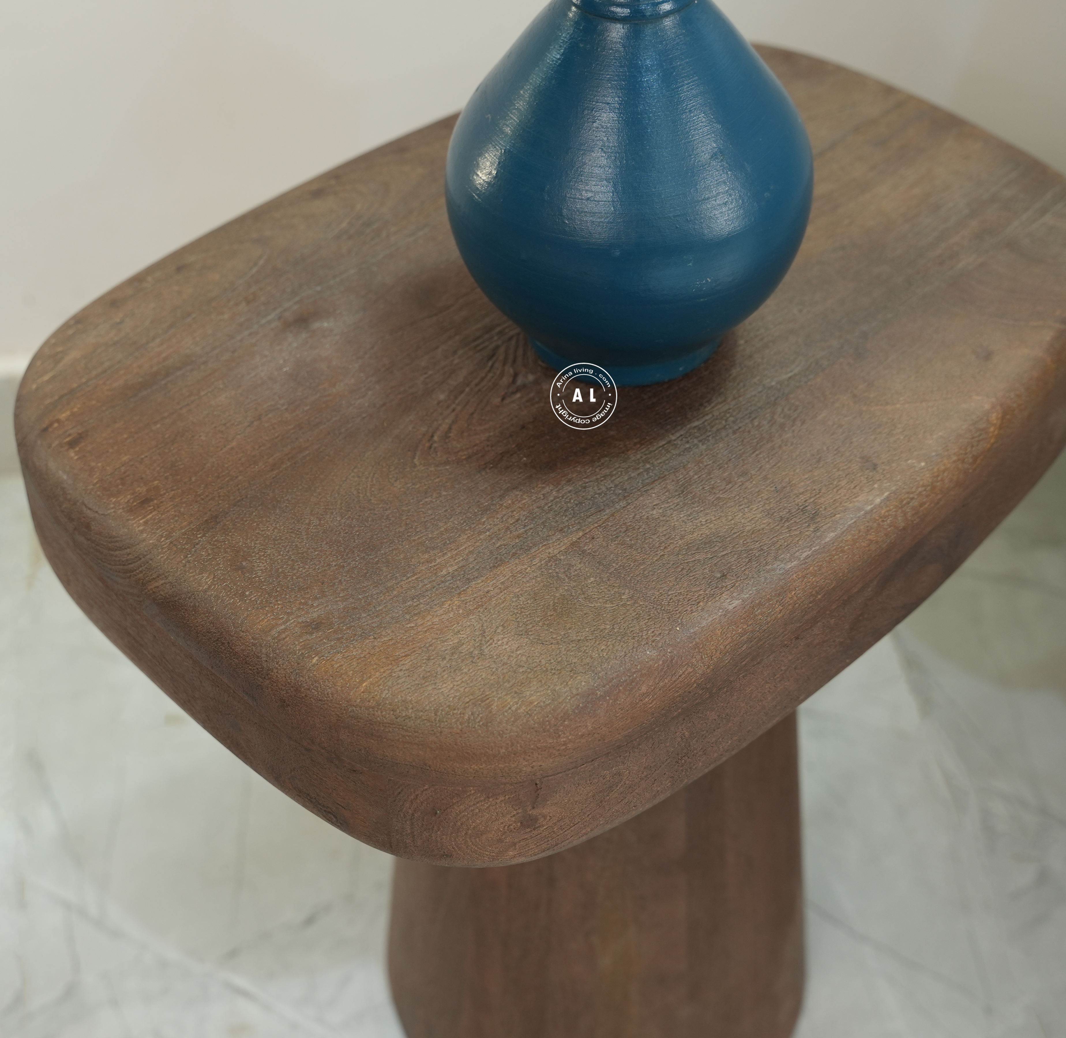 Mango wood side table - Walnut finish Arina Living