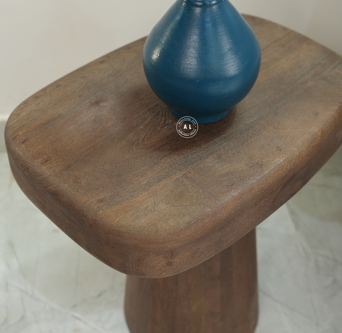 Mango wood side table - Walnut finish Arina Living