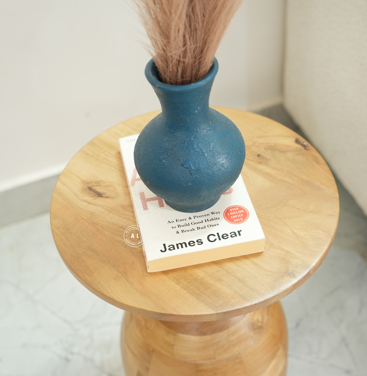 wooden ronud side table - Natural finish Arina Living