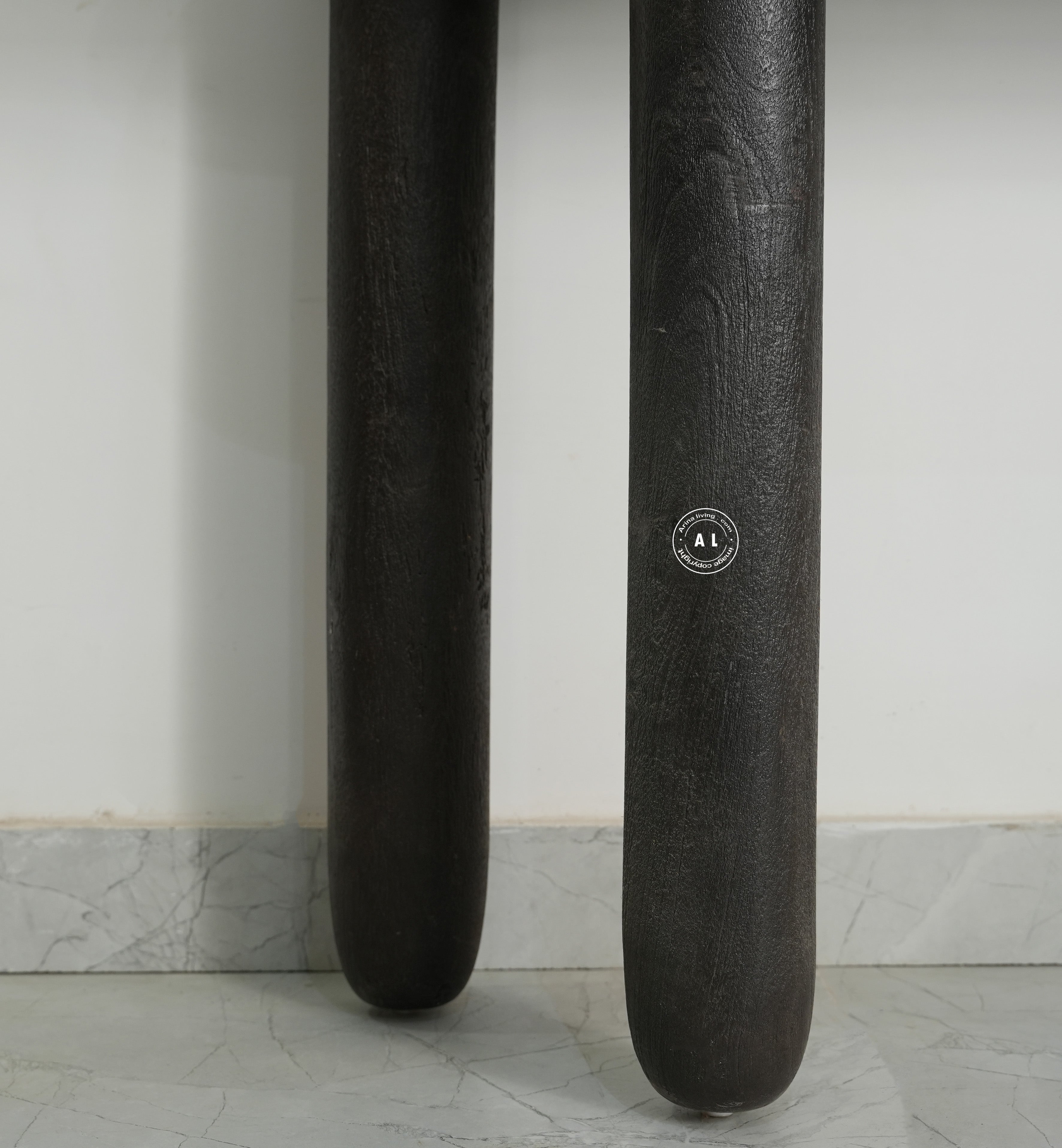 solid wood console table - black finish Arina Living